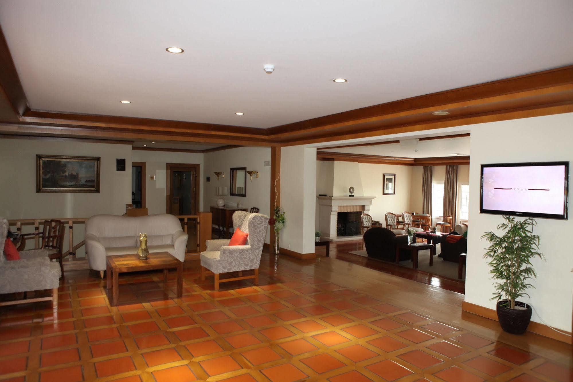 Hotel Segredos De Vale Manso Martinchel Екстериор снимка